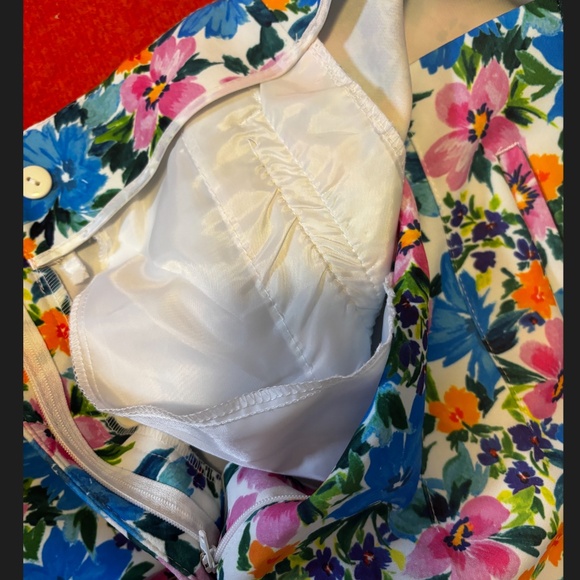 Zara vibrant flowers high waist pants made in Europe NWT - Picture 9 of 12